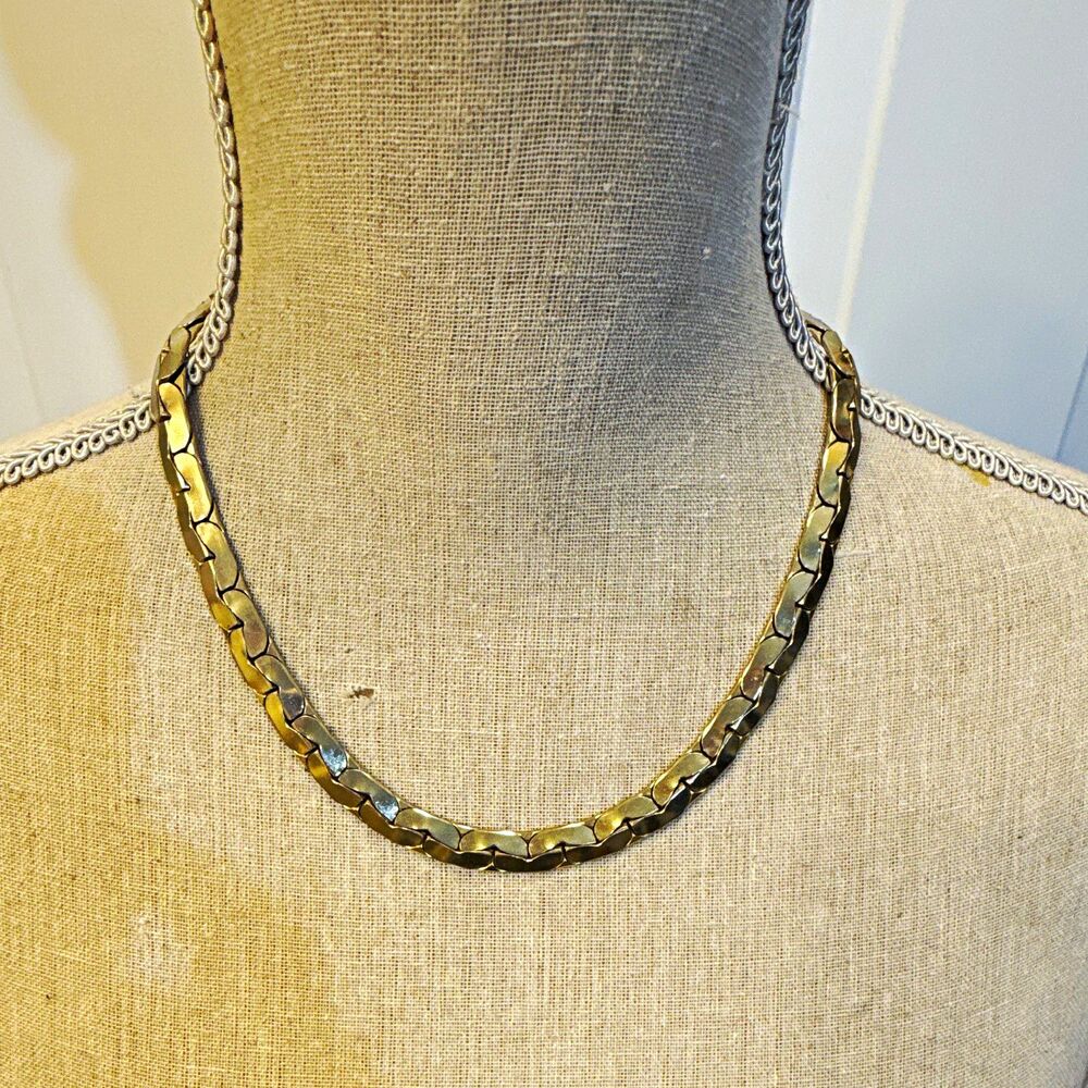 Gold Tone Curb Chain Choker Necklace 21 in Spring Ring Clasp Metal
